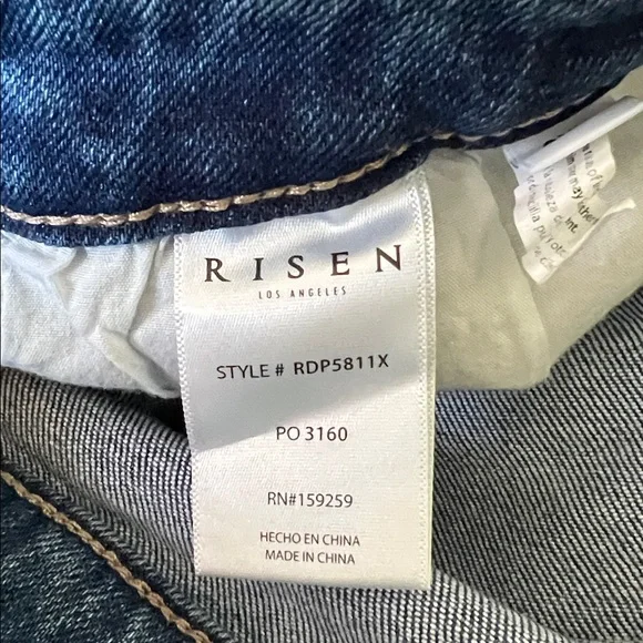 Risen High Rise Extra wide leg cropped jeans - Picture 6 of 6